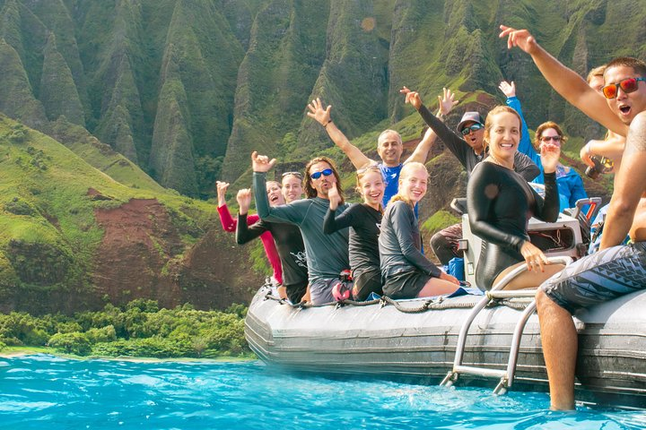 Kauai: Na Pali Raft Snorkel Adventure - Photo 1 of 13